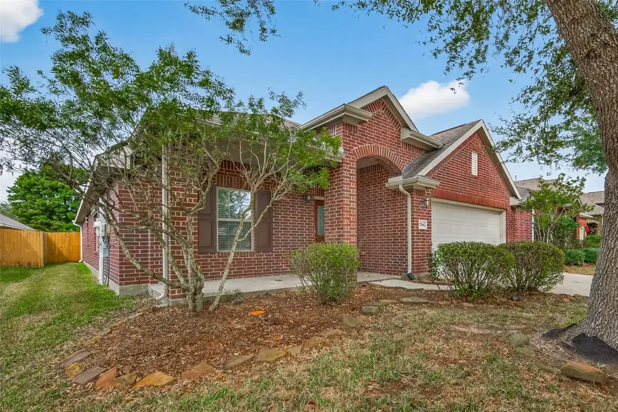 2756 Villa Bella Court, League City, TX 77573 - Image #2