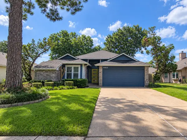 15823 Oak Mountain Drive, Houston, TX 77095