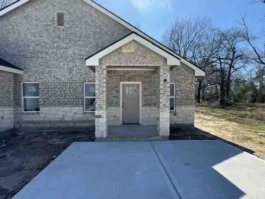 17494 Deep Woods Trail #B, Conroe, TX 77302