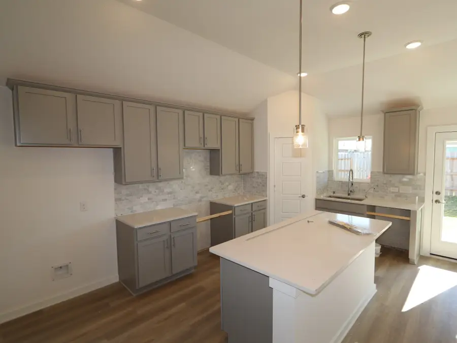 3335 Silvery Bryum Drive, Rosenberg, TX 77471 - Image #2