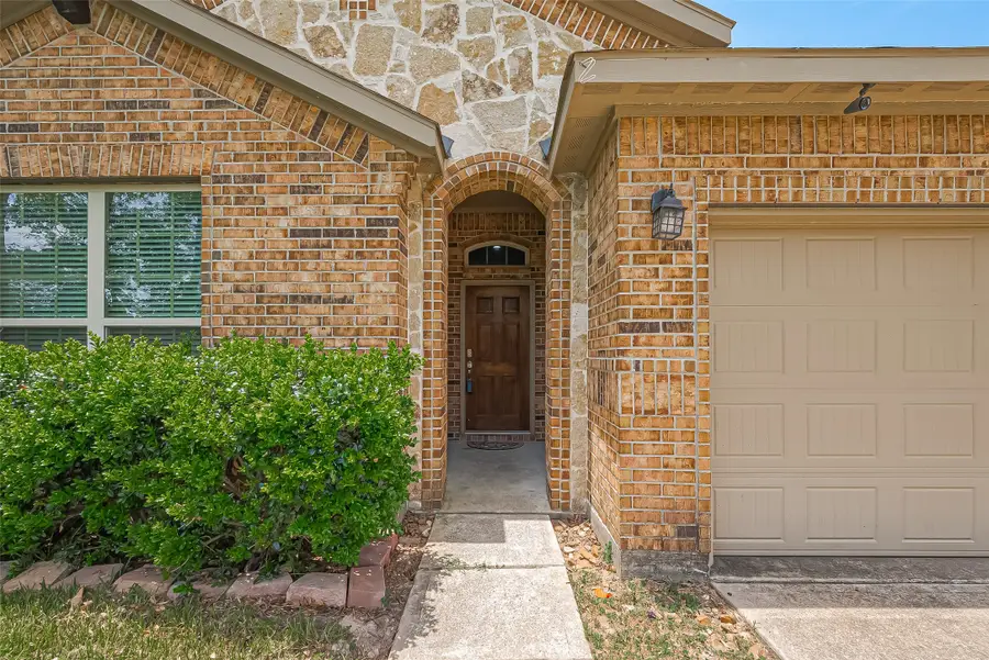 9198 Sierra Del Carmen, Conroe, TX 77303 - Image #2