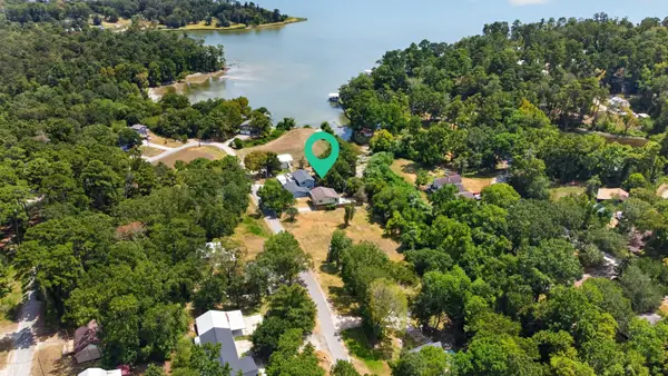 190 White Oak Circle, Point Blank, TX 77364