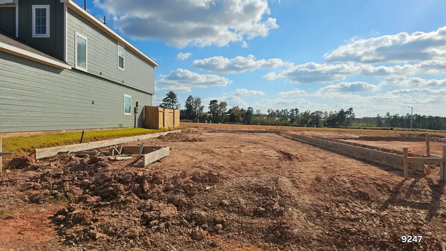 9247 Grace Ridge Drive, Willis, TX 77318 - Image #3