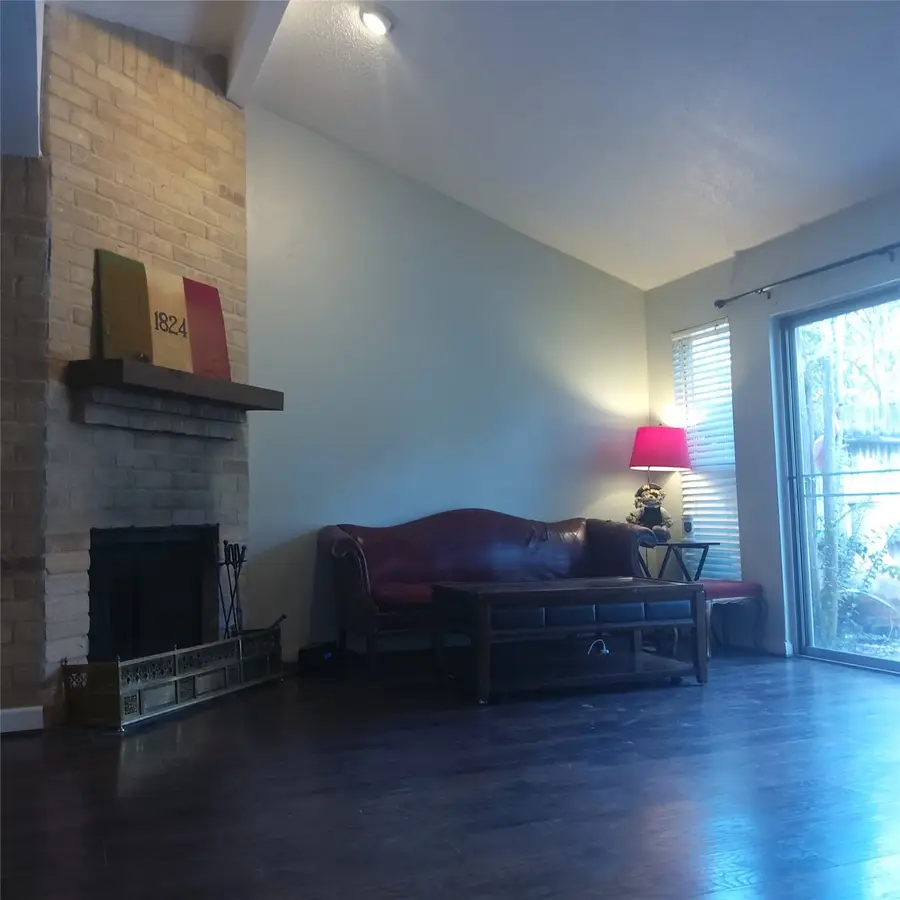 726 Country Place Drive #C, Houston, TX 77079 - Image #3