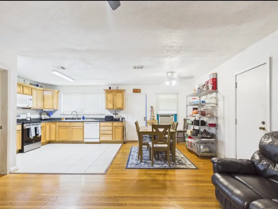 113 W Riverwood Drive, Houston, TX 77076 - #3
