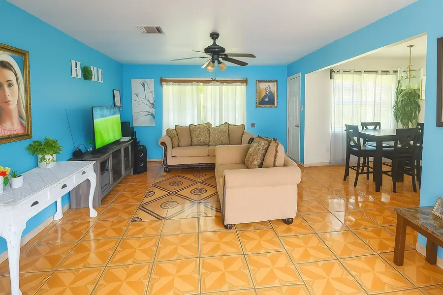 2211 Mosher Lane, Houston, TX 77088 - Image #3