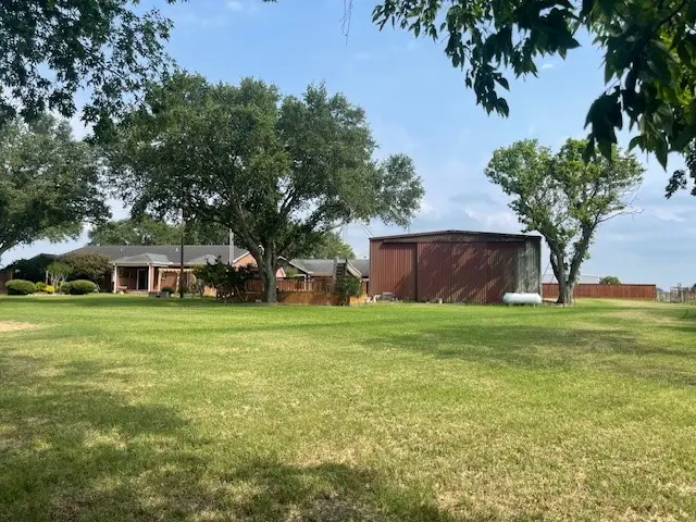 8695 N State Highway 71, El Campo, TX 77437 - Image #3