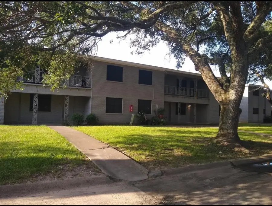 1867 Florida Drive, Seabrook, TX 77586 - #2