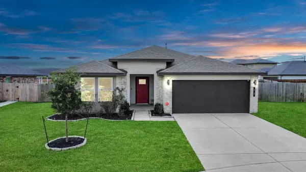 53 Spring Lane, Manvel, TX 77578