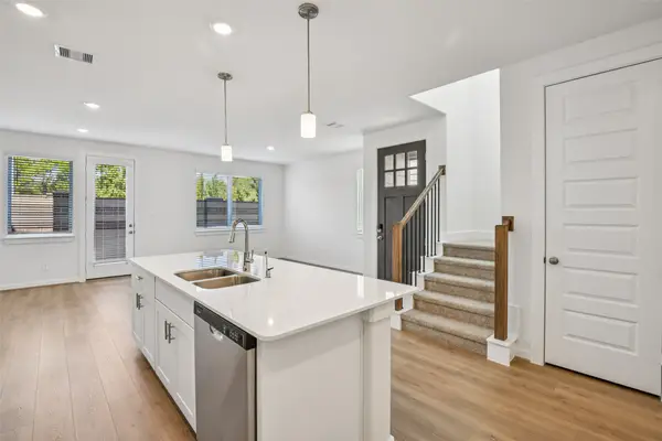 2160 Blue Heron Drive, Kemah, TX 77565