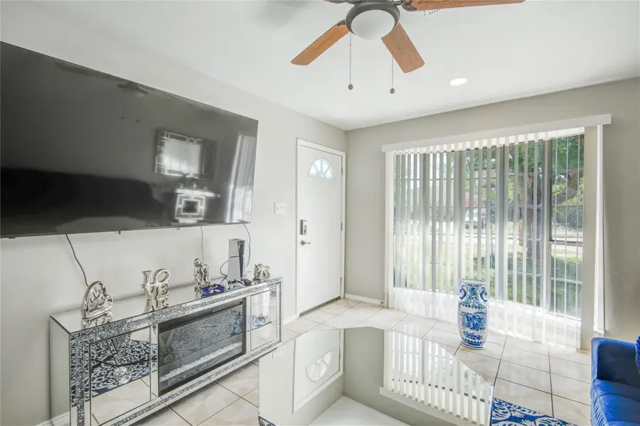 15114 Wellman Lane, Houston, TX 77060 - Image #2