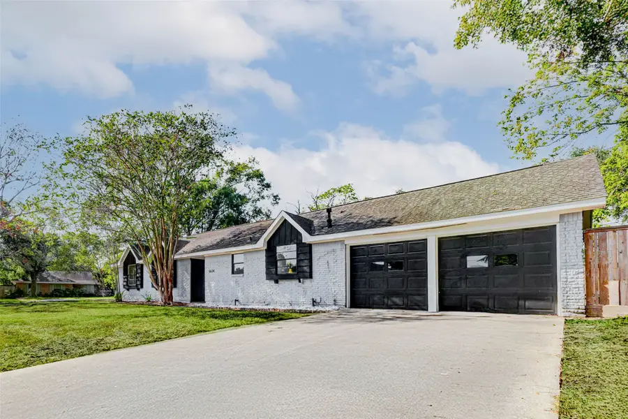 5634 Cerritos Drive, Houston, TX 77035 - Image #2