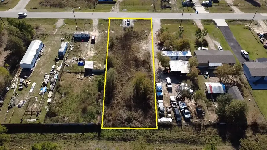 319 County Road 3550, Cleveland, TX 77327 - #2