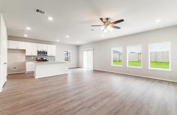 1918 Evening Breeze Lane, Houston, TX 77073