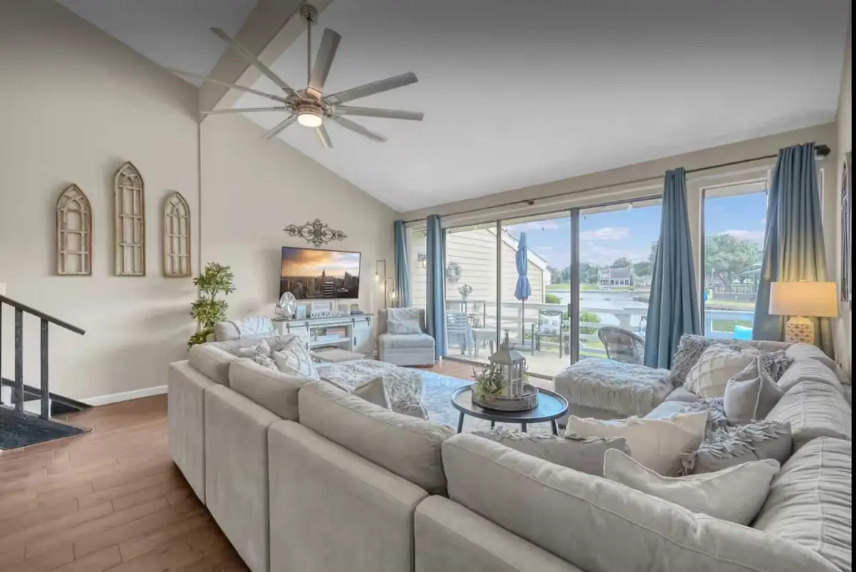 5 April Point Drive S, Conroe, TX 77356 - #1