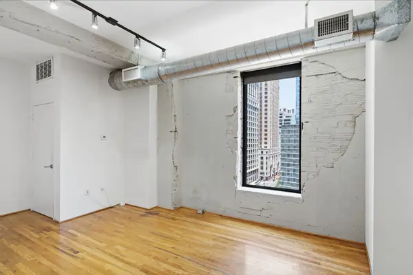 917 Main Street #901, Houston, TX 77002