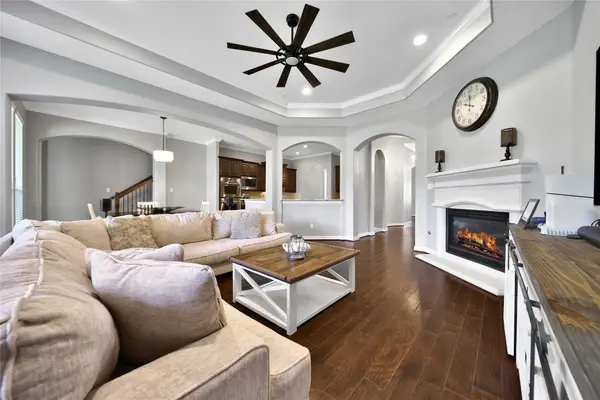 10118 Hutton Park Drive, Katy, TX 77494