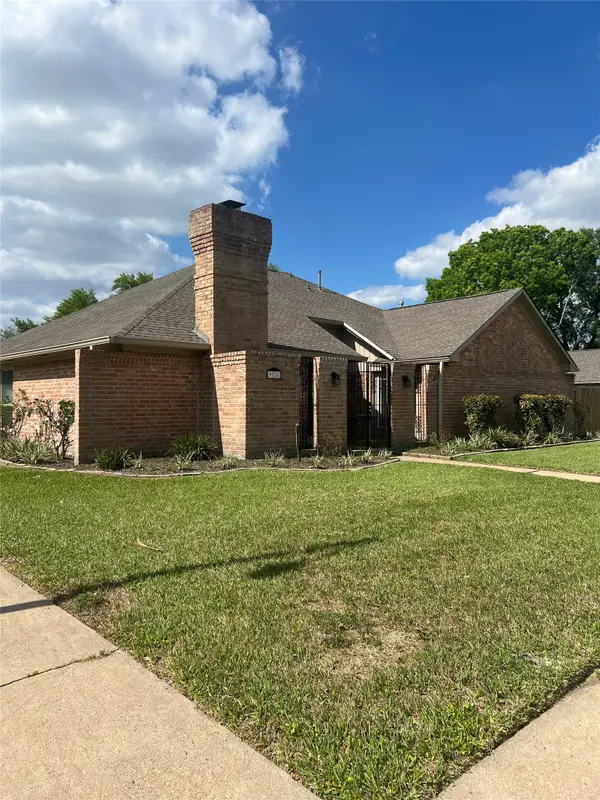 9126 Devoncroft Drive, Houston, TX 77031