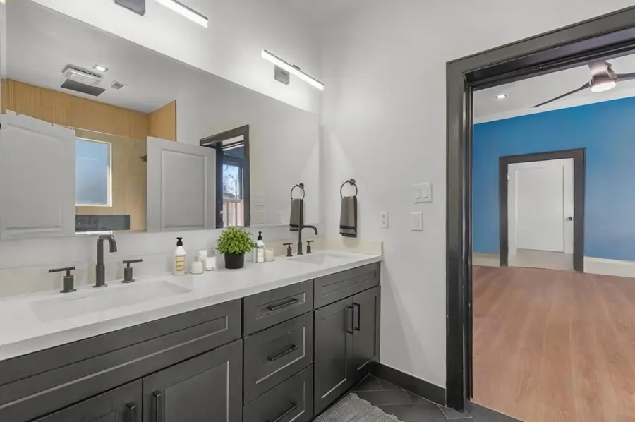 943 Pecore Street, Houston, TX 77009 - #3