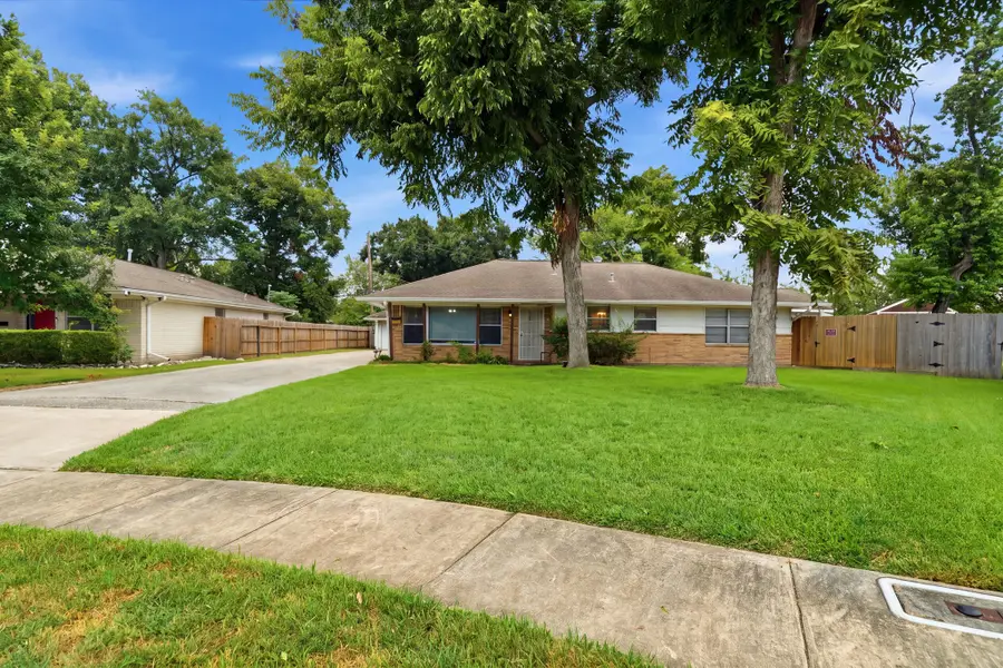 9435 Springmont Drive, Houston, TX 77080 - #2