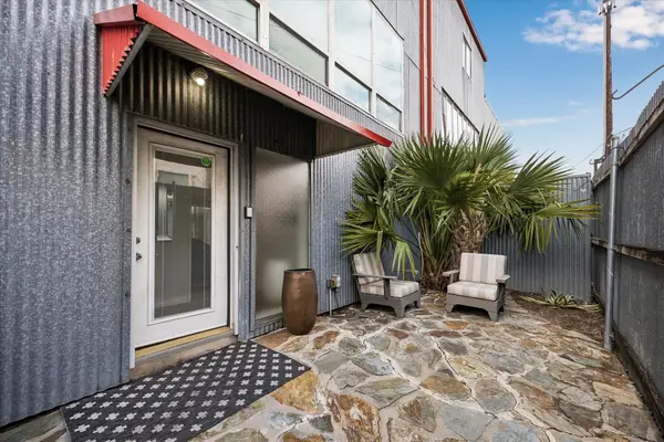 5003 Blossom Street, Houston, TX 77007