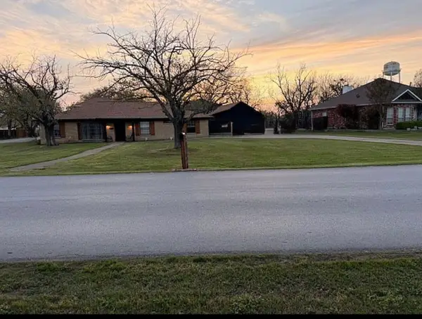 219 Barton Street, Royse City, TX 75189