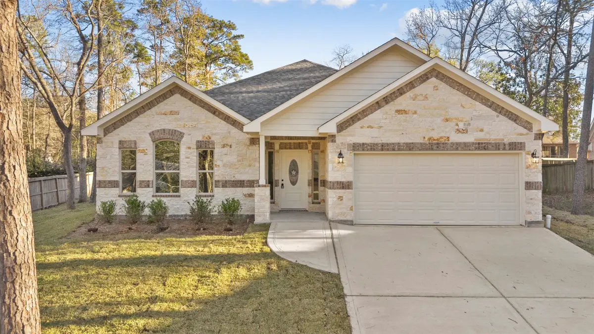 1805 Rollingwood Drive, Huntsville, TX 77340 - Image #1