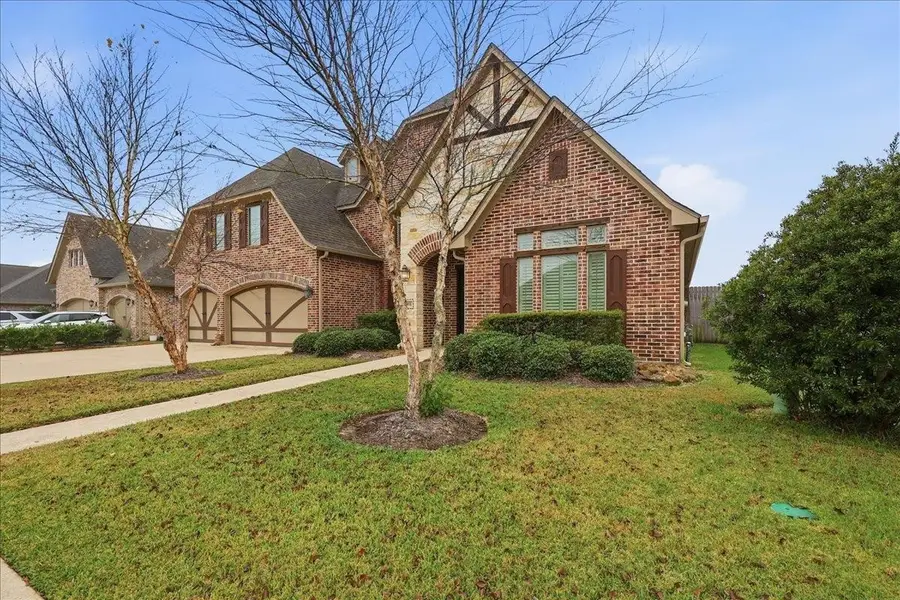 302 Spring Brook Court Court, Lumberton, TX 77657 - Image #2