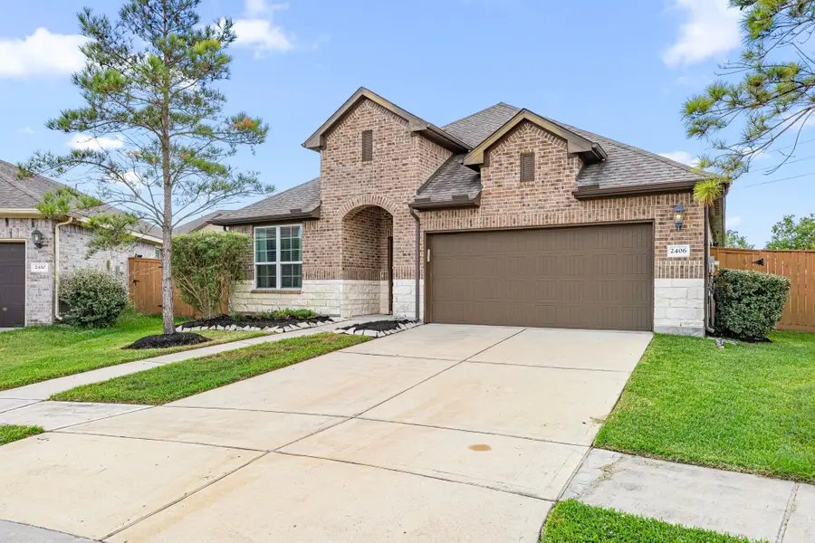2406 Temple Crag Drive, Rosharon, TX 77583 - Image #2