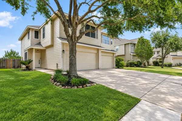 6208 Stoney Creek Drive, Pasadena, TX 77503