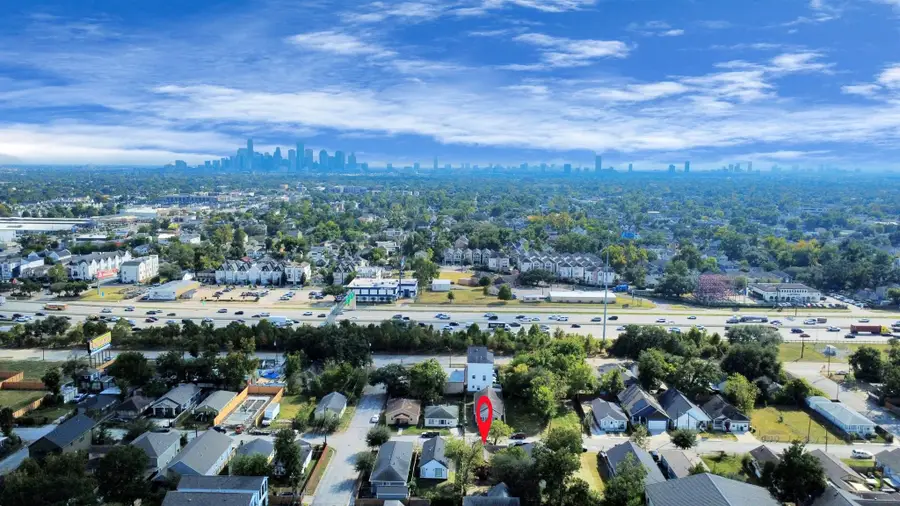 919 E 32nd Street, Houston, TX 77022 - #2