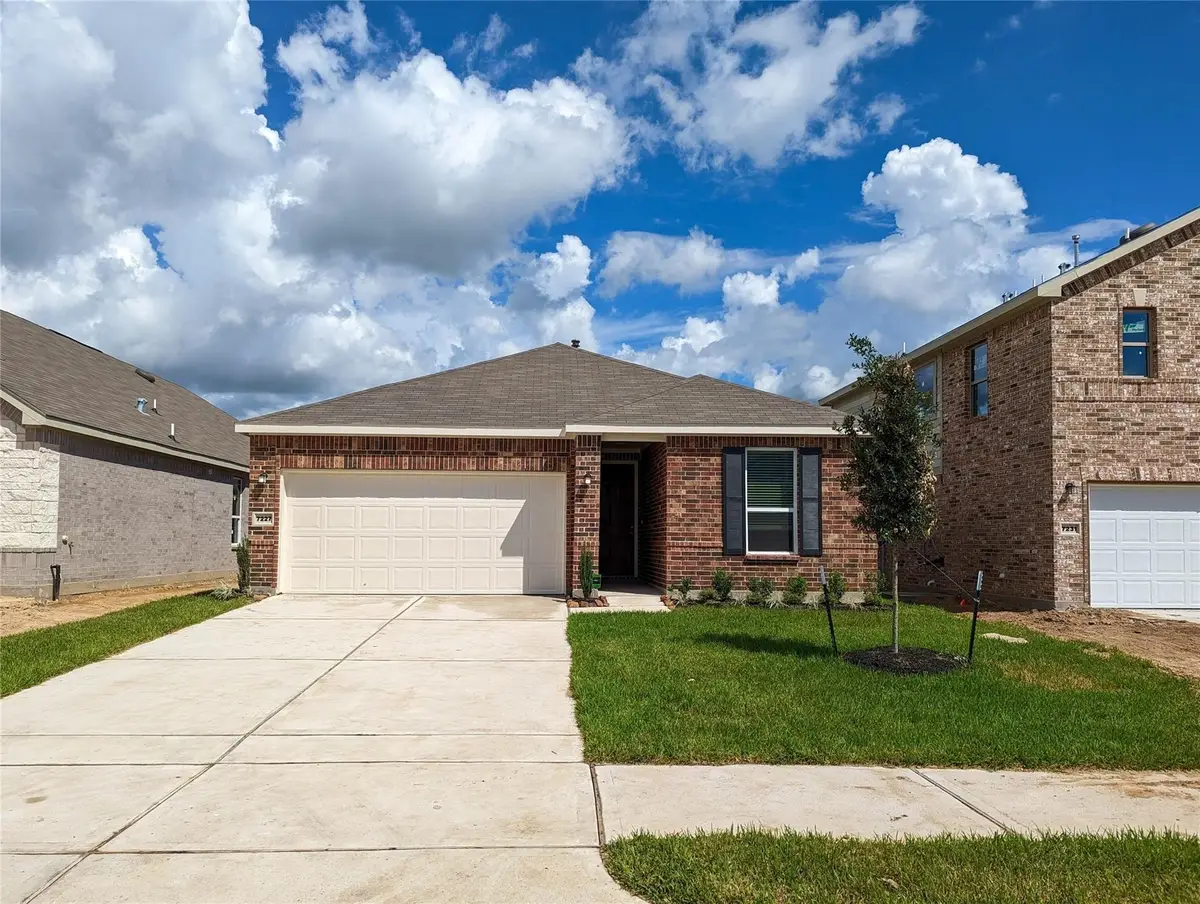 7227 Bakersfield Court, Rosharon, TX 77583 - #1