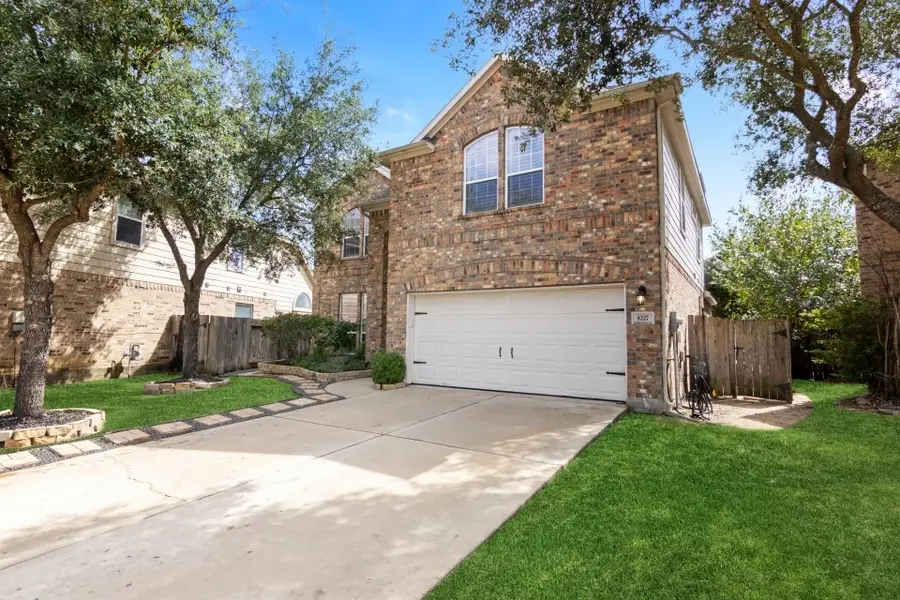 8327 Terra Valley Lane, Tomball, TX 77375 - Image #2