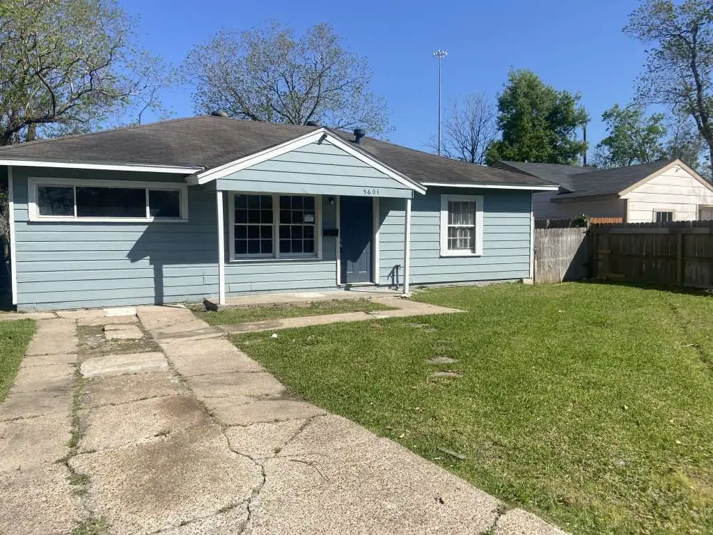 5601 Malmedy Road, Houston, TX 77033 - Image #1