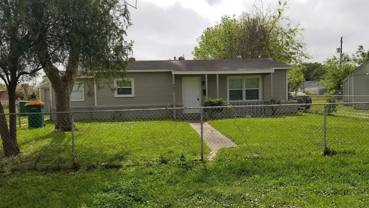 721 Eleanor Street, La Marque, TX 77568 - #1