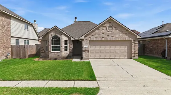 1118 Lasso Court, Alvin, TX 77511