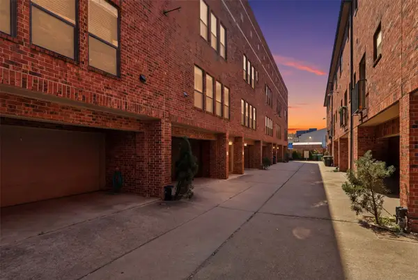 2424 Navigation Boulevard #D, Houston, TX 77003