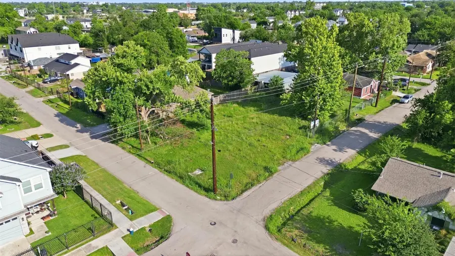 523 E 39th Street, Houston, TX 77022 - #2