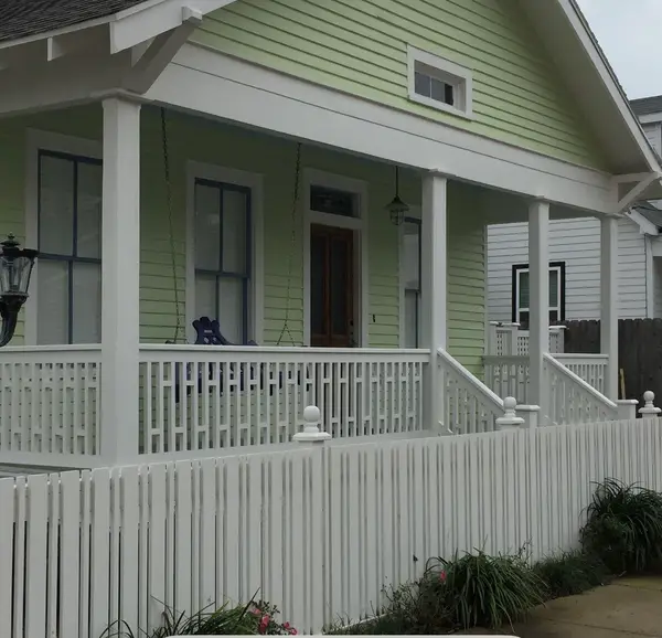 901 Post Office Street, Galveston, TX 77550
