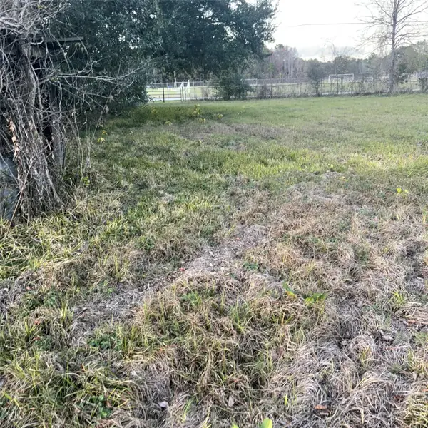 605 County Road, Dayton, TX 77535