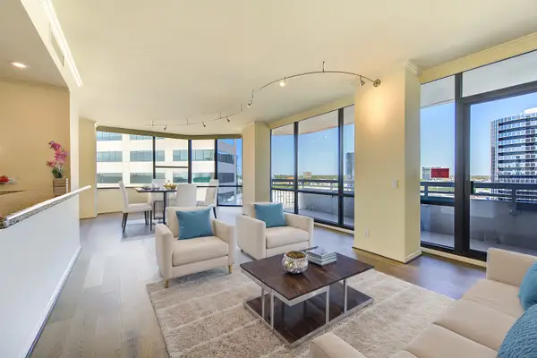 14 Greenway Plaza #12R, Houston, TX 77046