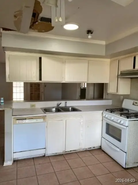 718 Hollyvale Drive, Houston, TX 77060 - #3