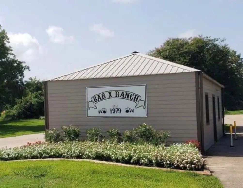 1601 Old Henry Court, Angleton, TX 77515 - Image #1