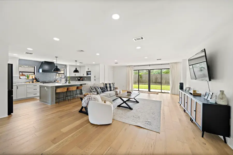 1902 Knoboak Circle, Houston, TX 77080 - #3