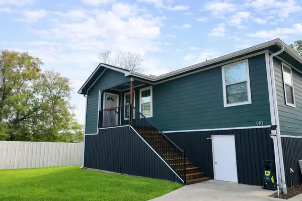 910 Rosewick Street, Houston, TX 77015