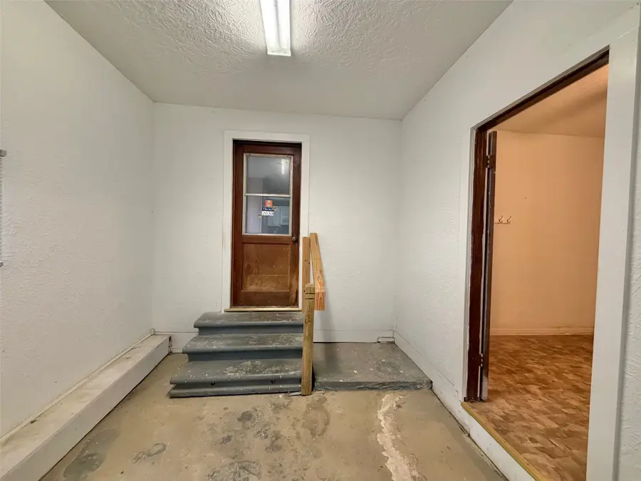 3957 Stuart Avenue, Groves, TX 77619 - #3