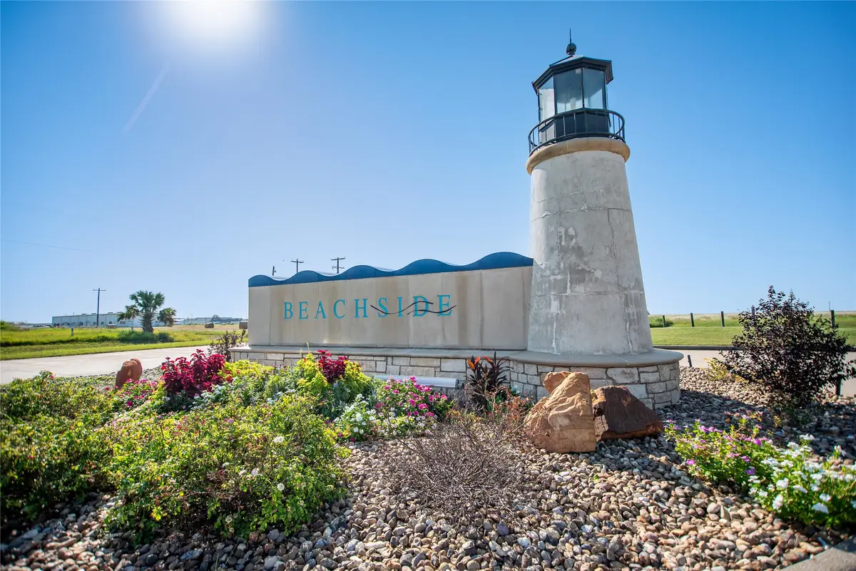 3041 Camp Hulen Drive, Palacios, TX 77465 - Image #1