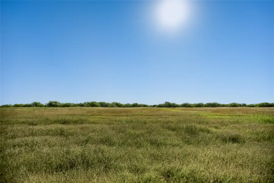 3041 Camp Hulen Drive, Palacios, TX 77465 - Image #2