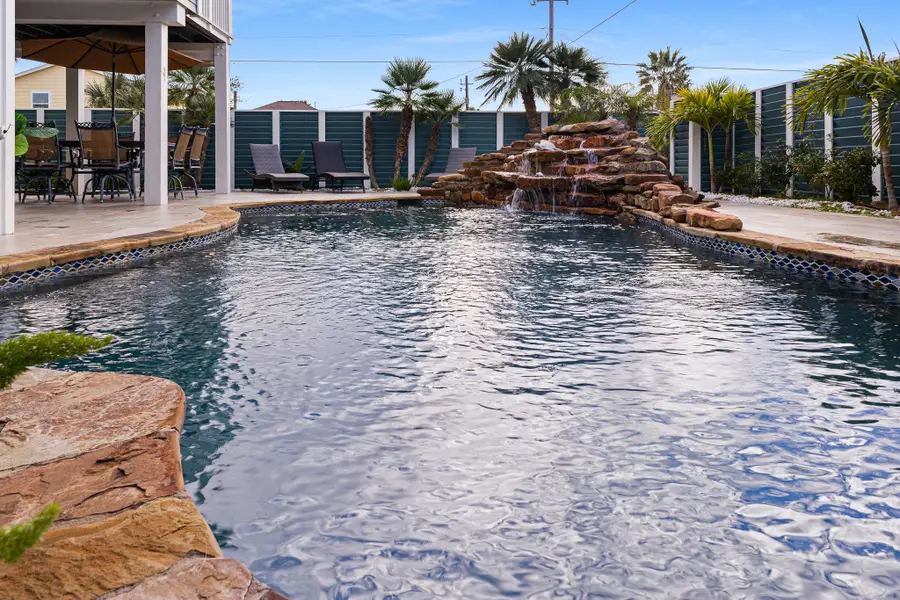 16544 John Silver Road, Jamaica Beach, TX 77554 - Image #3