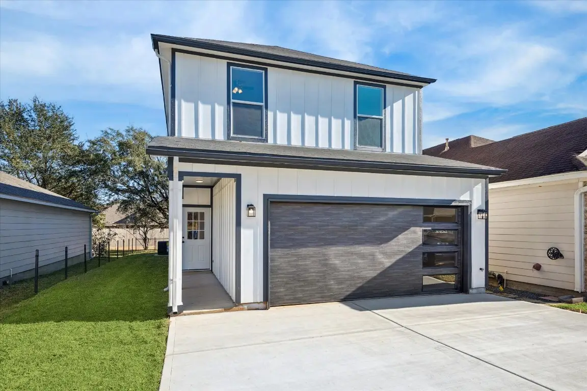 141 Golf View, Montgomery, TX 77356 - #1